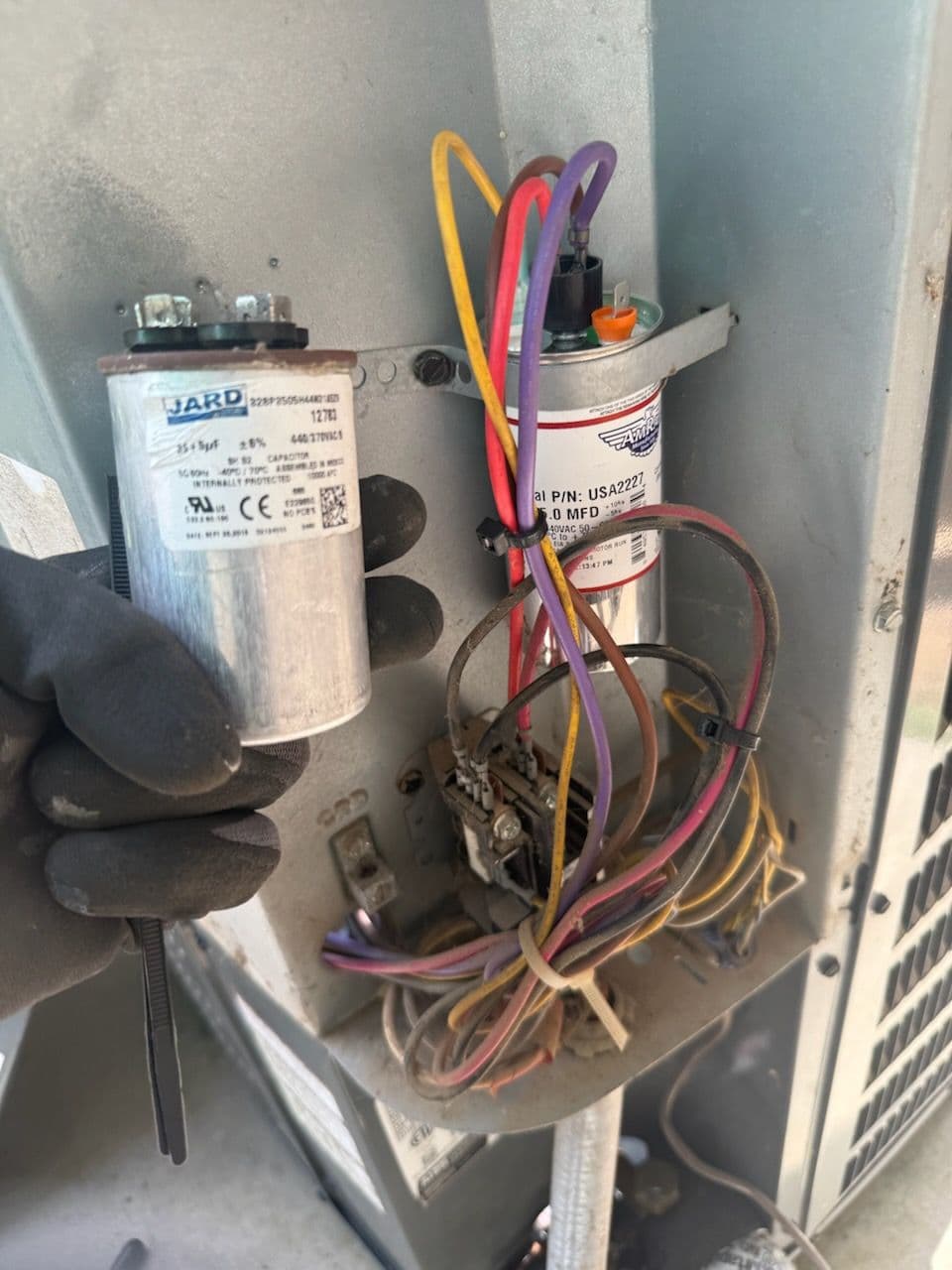 Gallery photos for Rapid Capacitor Replacement in Round Rock: Image #2